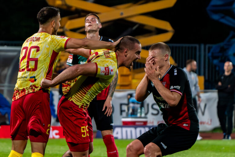 Read more about the article Znicz Pruszków 2:2 GKS Tychy – remis z charakterem