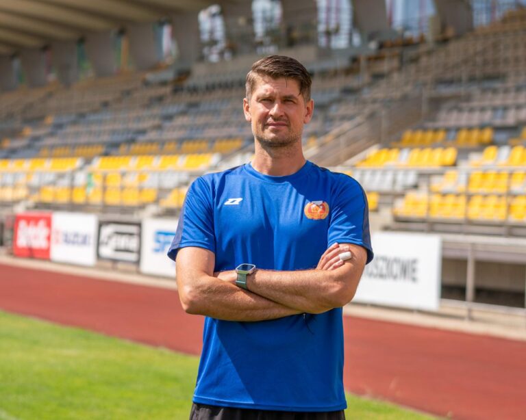 Read more about the article Rozmowa z Sebastianem Przyrowskim