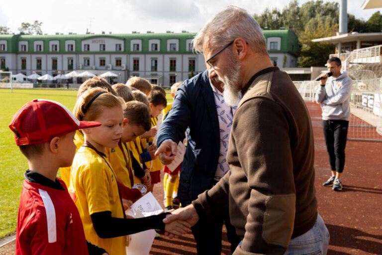 Read more about the article Turniej z okazji 100-lecia MKS Znicz Pruszków. Podsumowanie.